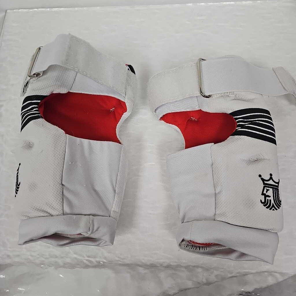 Brine King Lacrosse Arm Pads, Size Small