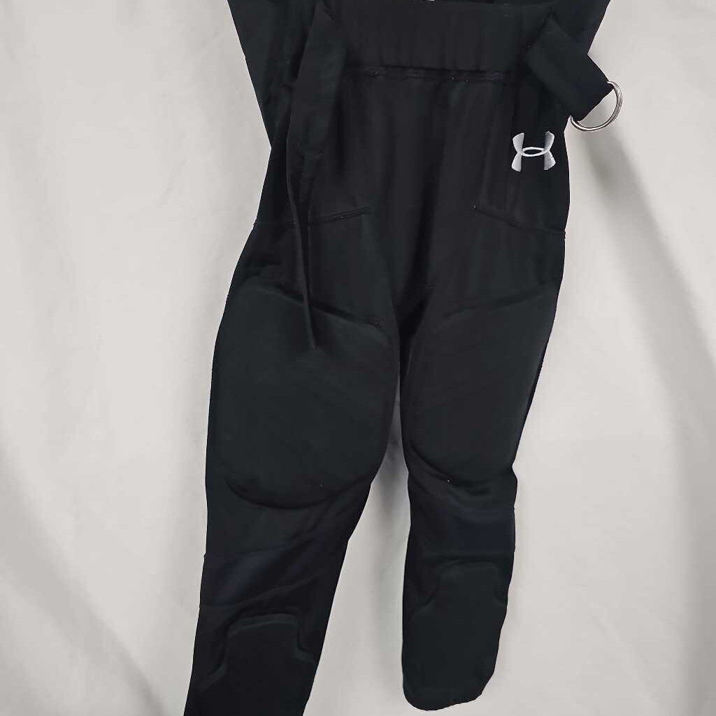 Under Armour Integrated Football Pants, Size Boys Medium