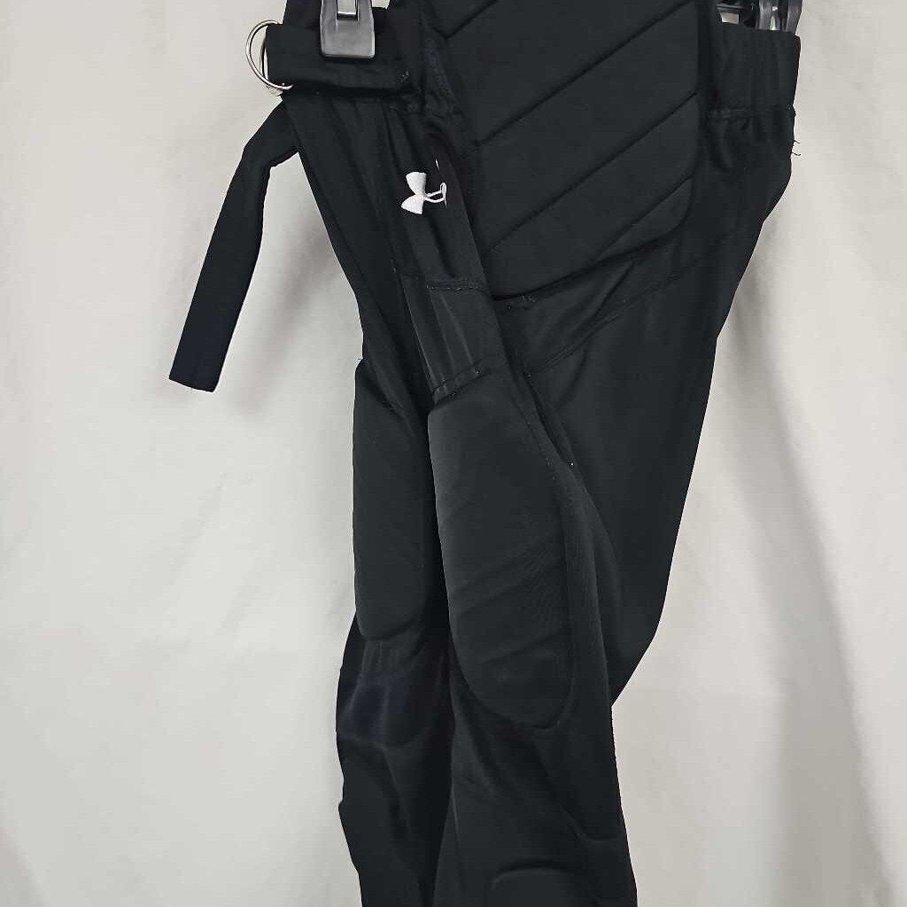 Under Armour Integrated Football Pants, Size Boys Medium