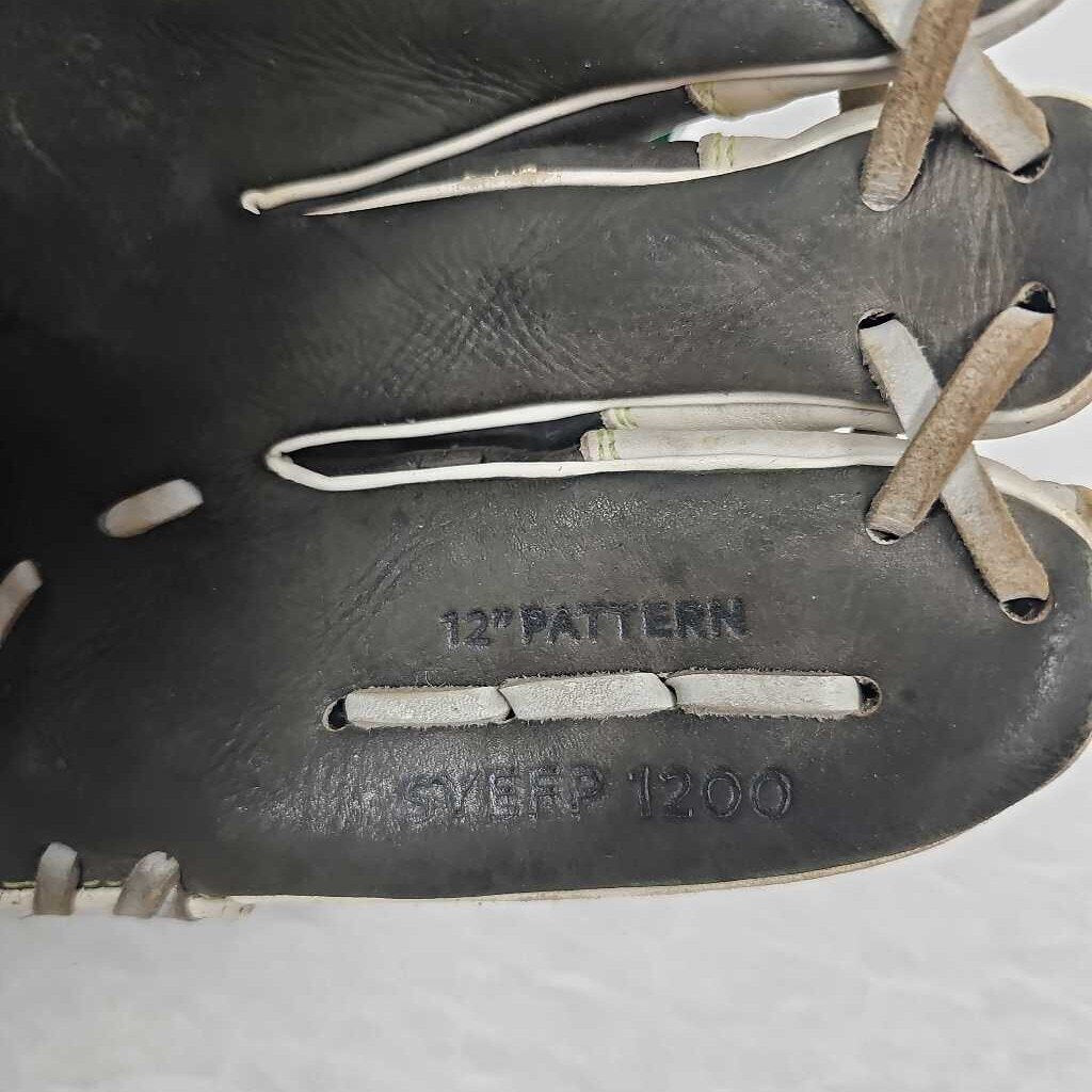 Easton Synergy Elite Softball Glove, 12" RHT