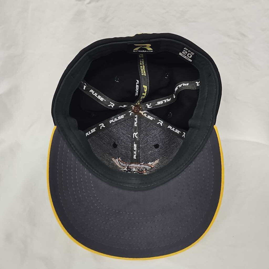 Richardson Pittsburgh Pirates Baseball Cap, Size Small/Medium