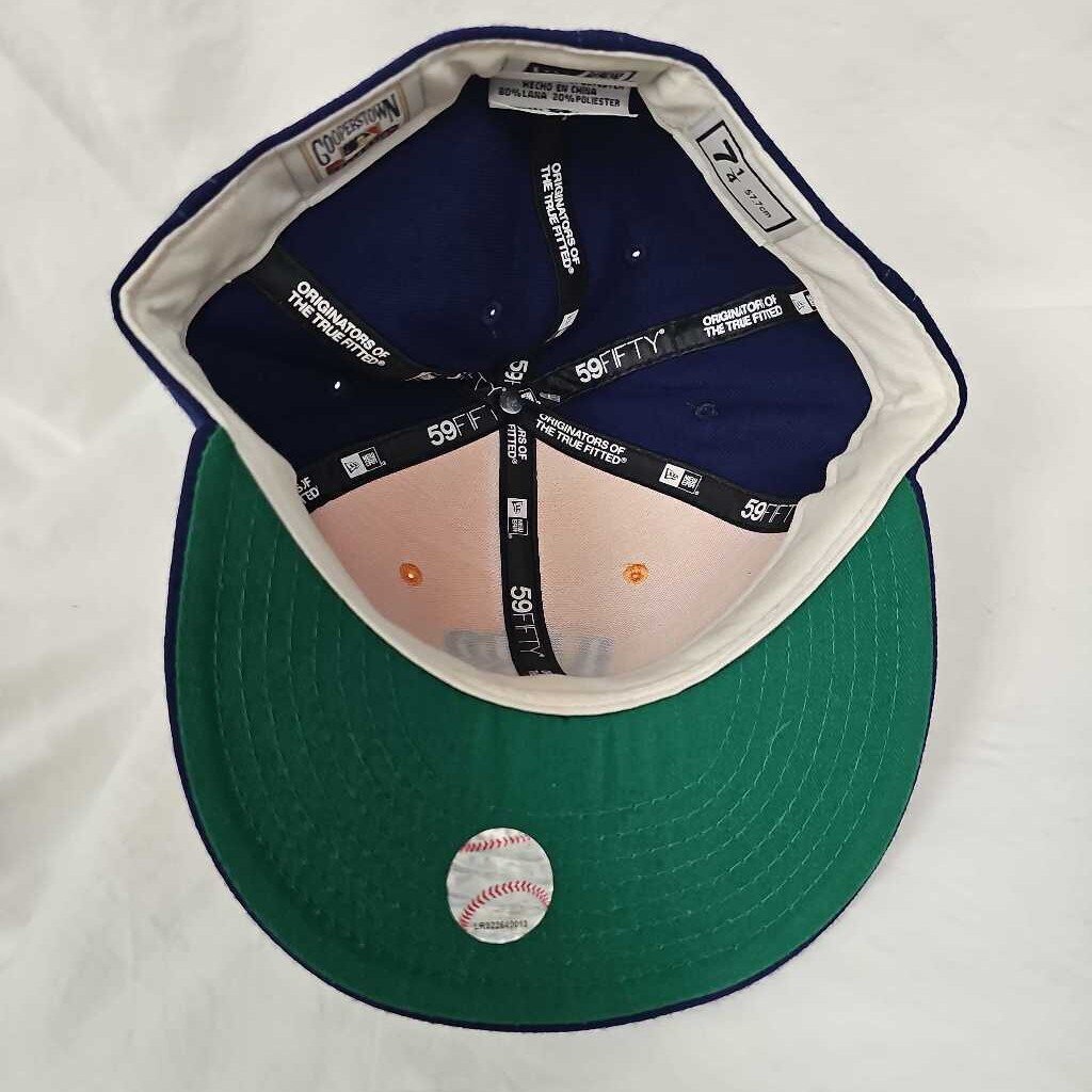 New Era Milwaukee Brewers Cooperstown Baseball Hat, 7-1/4