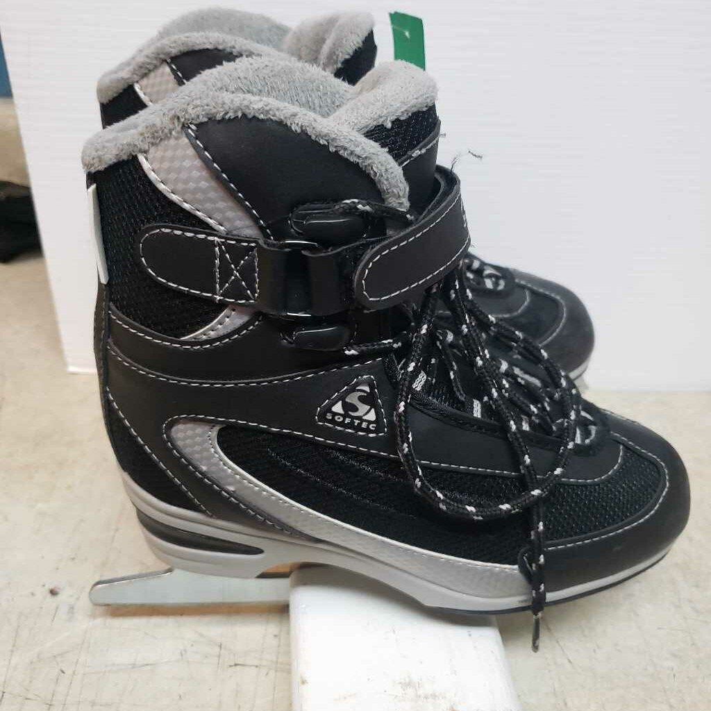 Jackson Ultima Softec Boy's Figure Skates, Size 4