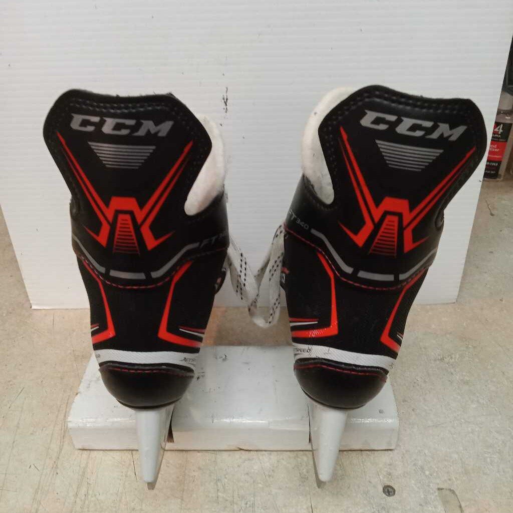 CCM Jetspeed FT340 Junior Hockey SKates, Size 1