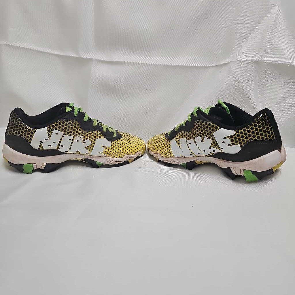 Nike DIamond Alpha Youth Baseball Softball Cleats, Size 3.5