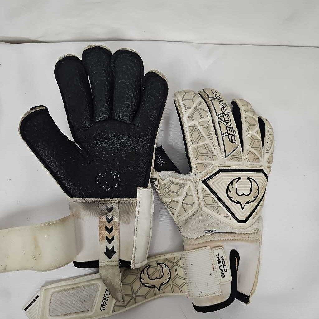 Renegade Triton Soccer Goalkeeper Gloves, Size 5