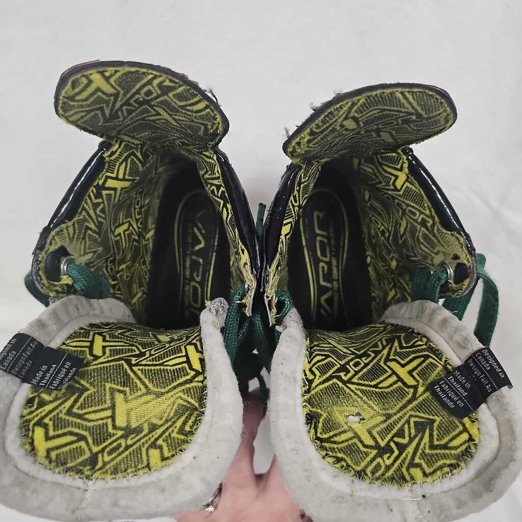 Bauer Vapor 3X Junior Hockey Skates, 2.5