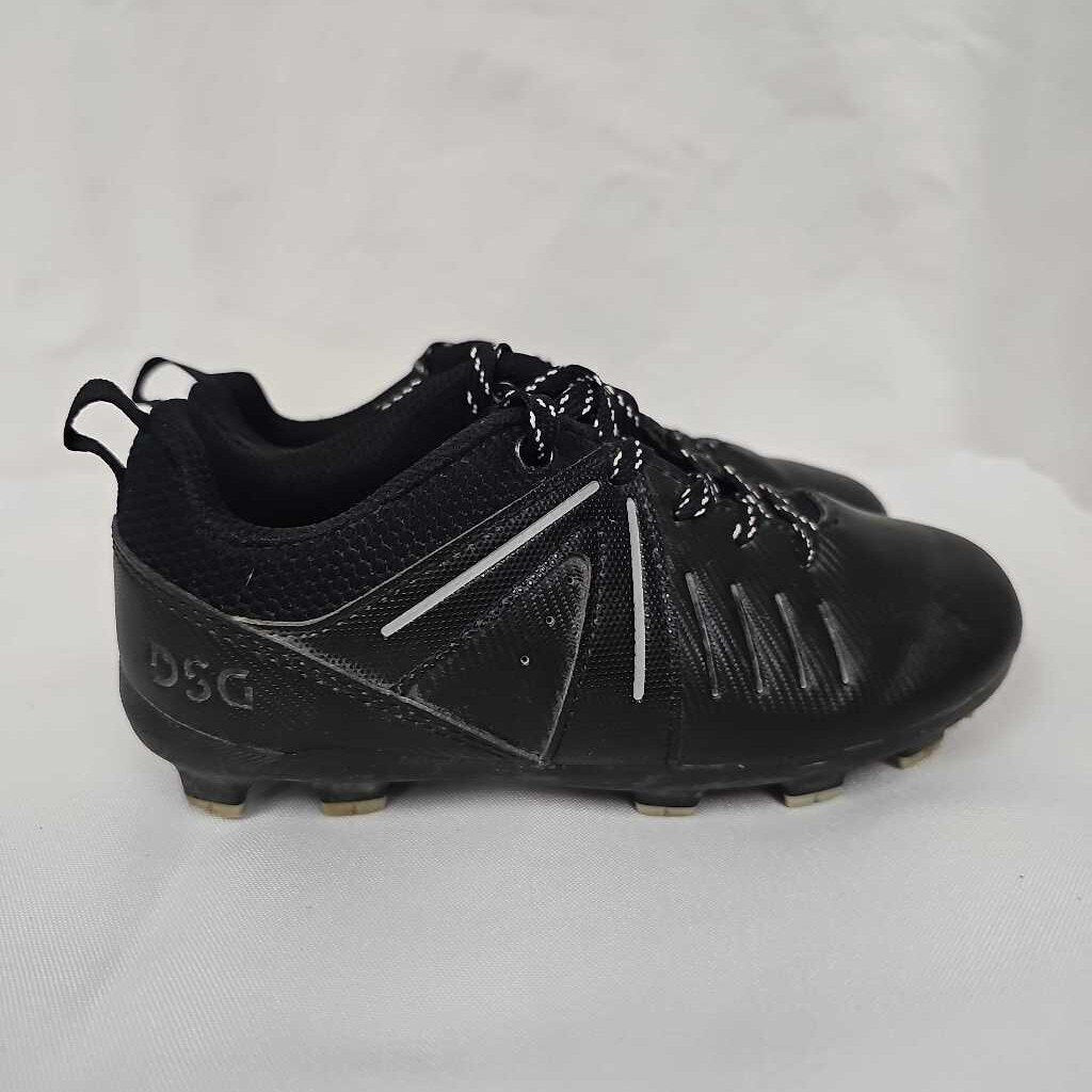 DSG Speed Viper Youth Soccer Cleats, Size Y12