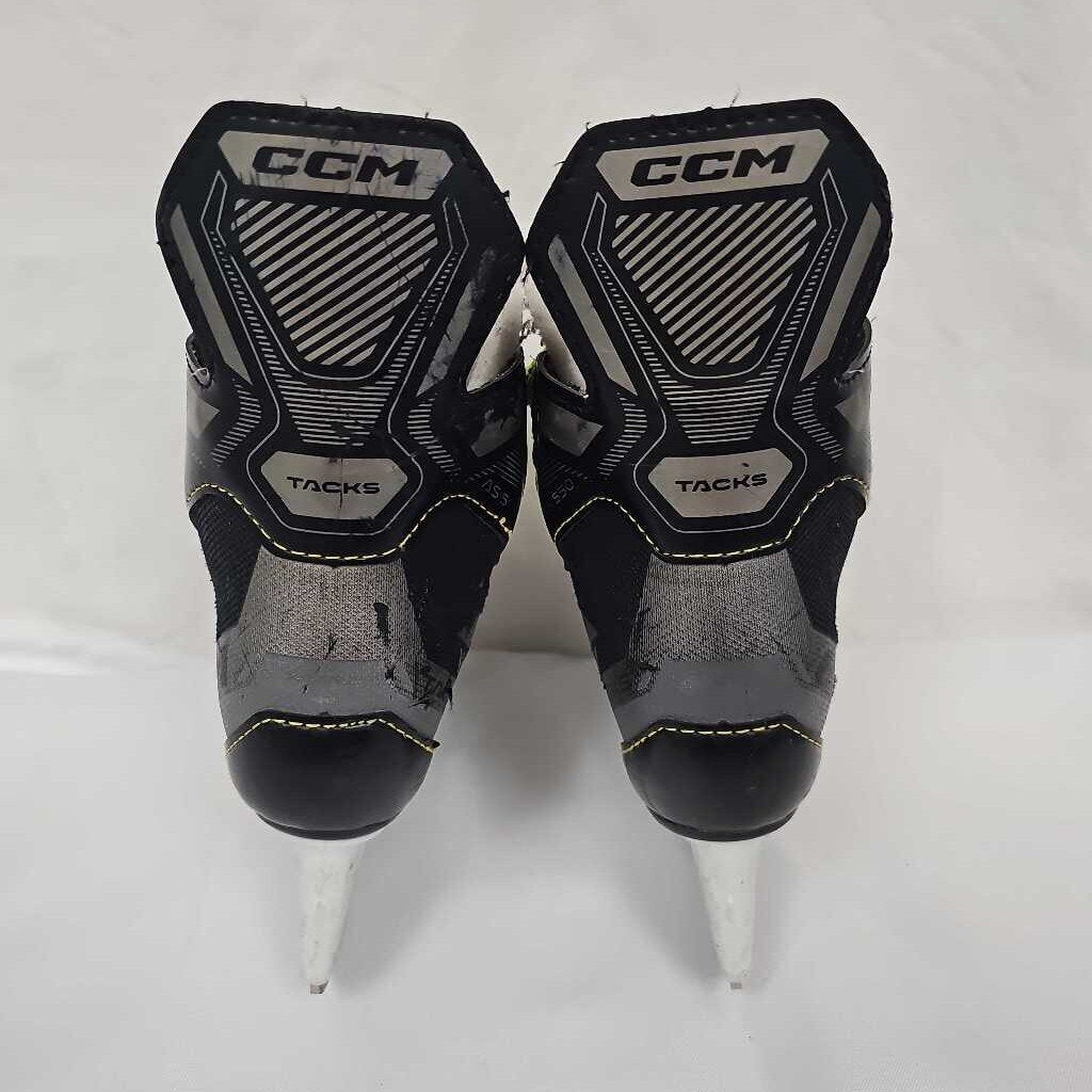 CCM Tacks AS 550 Youth Hockey Skates, Size Y10