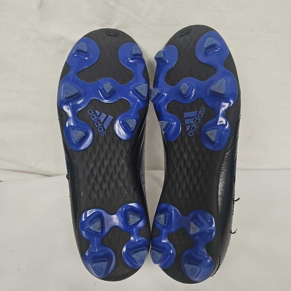 Adidas Goletto VII Soccer Cleats, Size 2.5