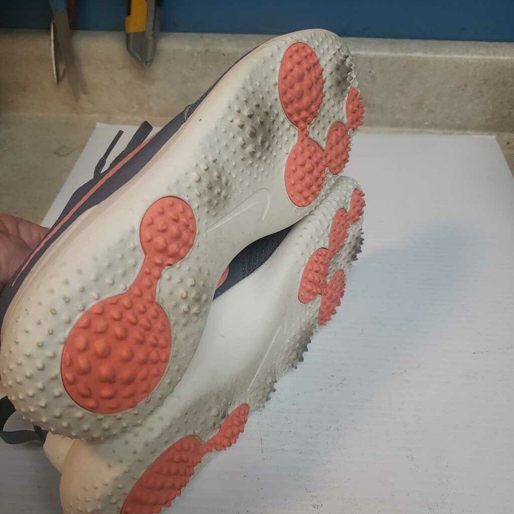 Nike Roche Model AA1851-003 Womens GTolf Shoes