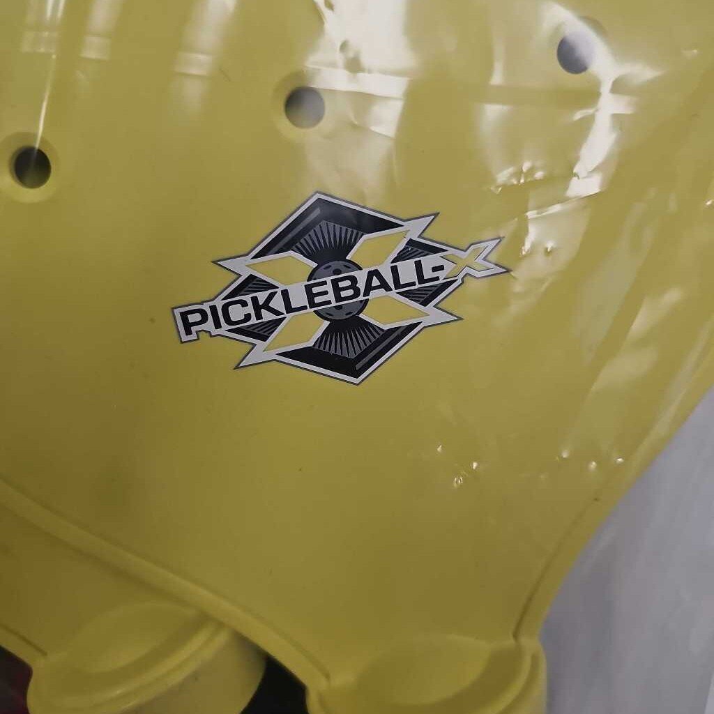 Pickleball Play Pack - 4 paddles & ball