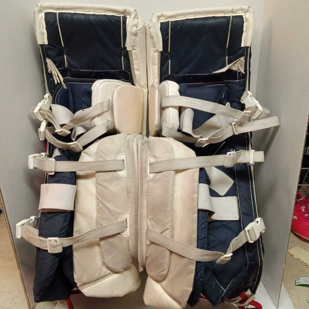 Reebok XLT24 Hockey Goalie Pads White/Red/Black Size 30" +1"