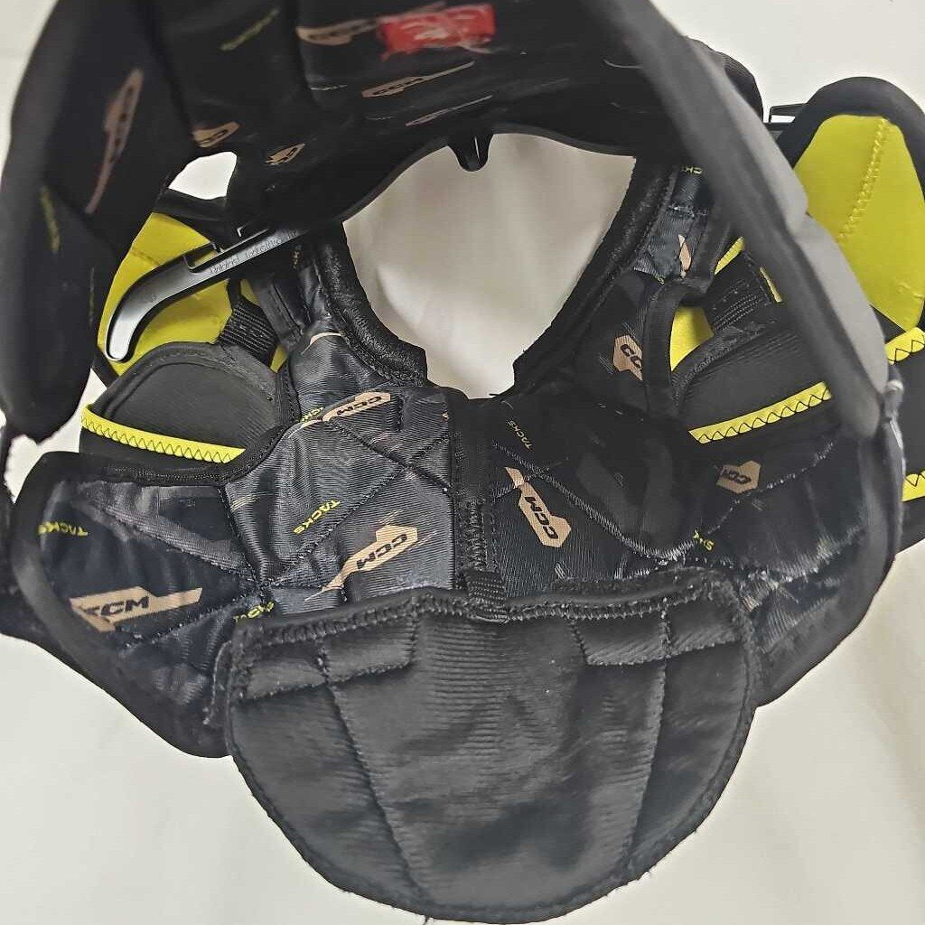 CCM Tacks AS-V Pro Youth Hockey Shoulder Pads - Size Youth Small