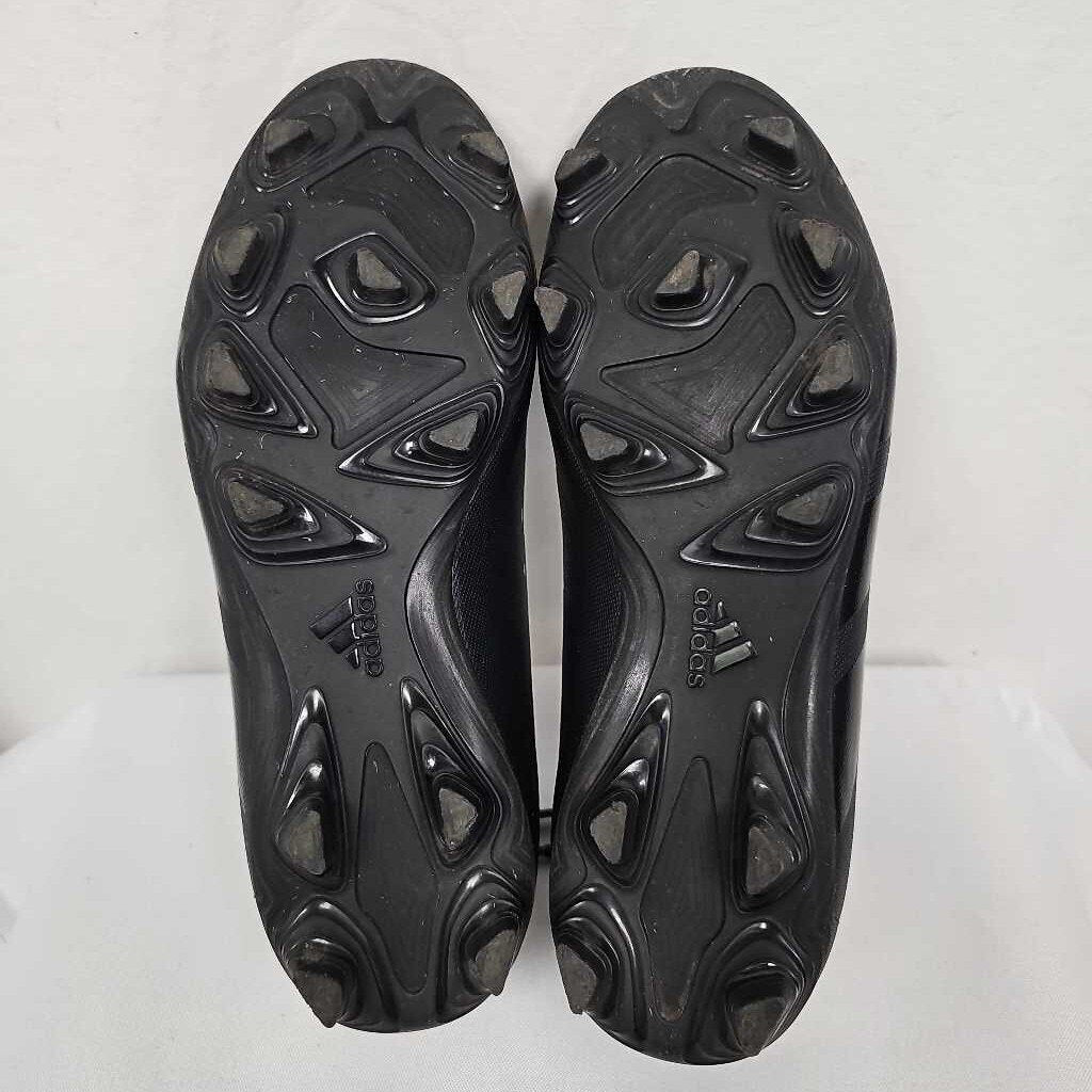 Adidas Predator Boy's Soccer Cleats | Size 4.5 | Black
