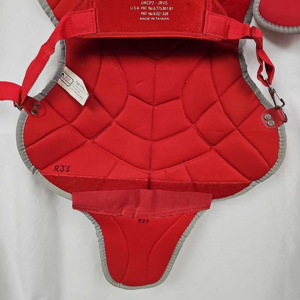 Under Armour UACP2-JRVS Junior Victory Series Chest Protector | Size: 14.5" | Red | Age Range: 9-11yrs