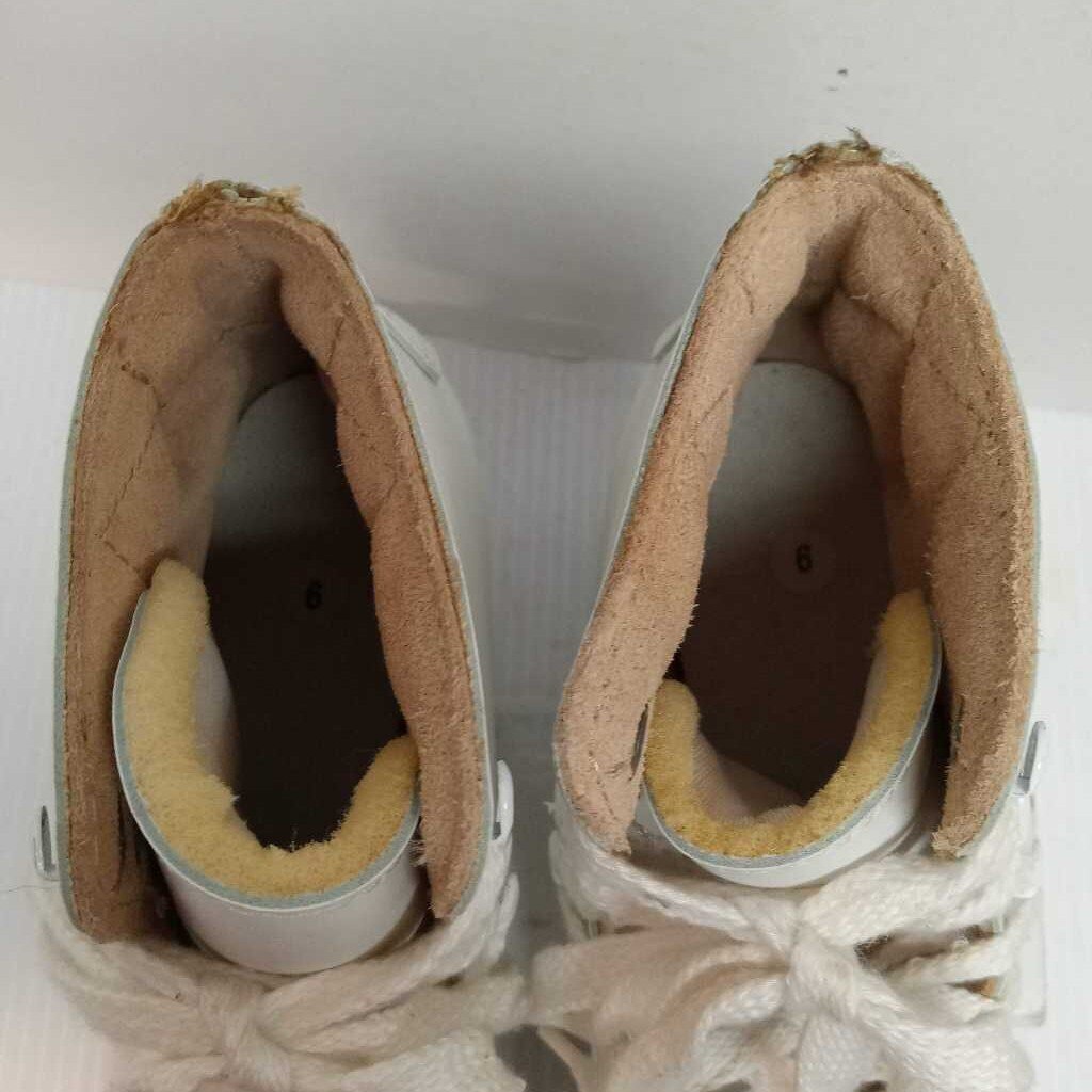 Lake Placid Traditional Figure Skates White Size 9 Preowned