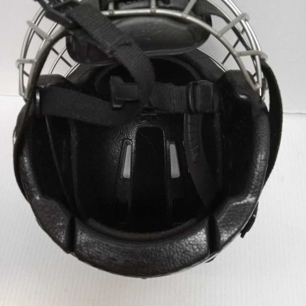 Itech Youth Hockey Helmet Combo Black Size Youth Small 6" - 6.75" Preowned (expired cert)