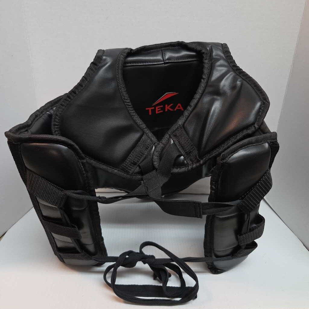 TEKA Martial Arts Chest Pad SizeJunior/Small Adult Preowned