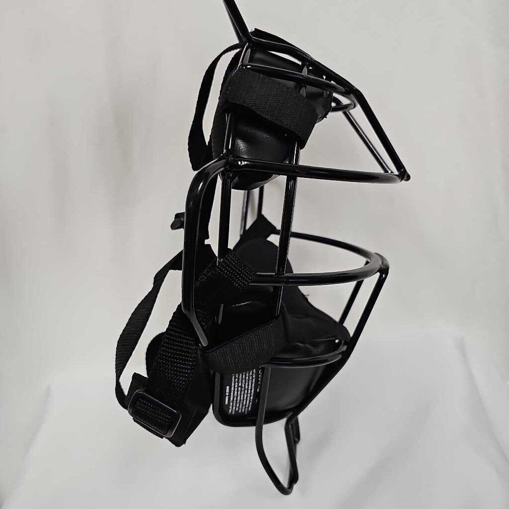 Champro CM72 Adult Umpire Mask - Lightweight