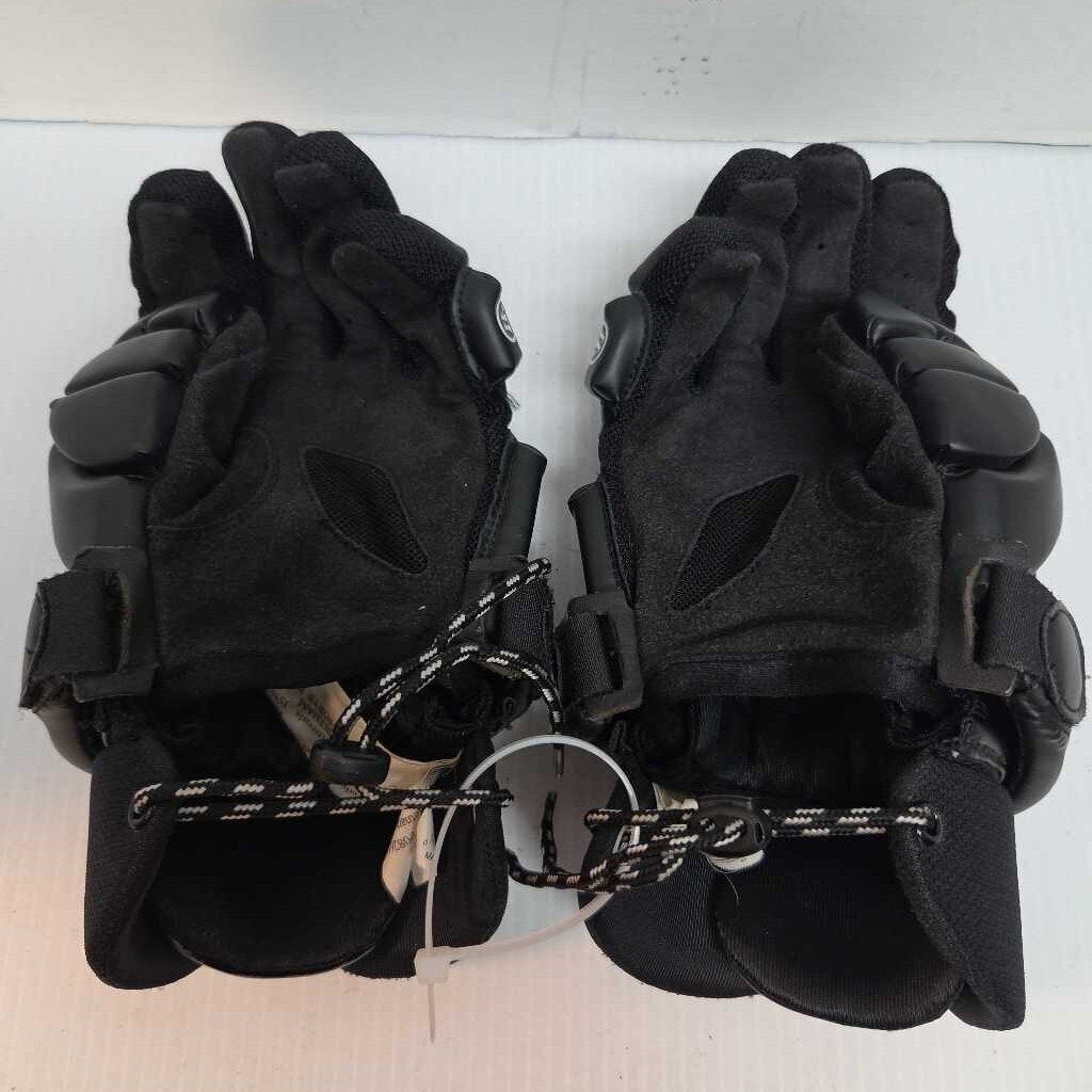 Warrior Burn Model BGS15BKL Lacrosse Gloves Black Size Medium Preowned