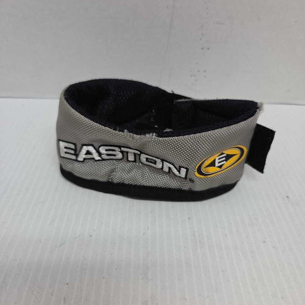 Easton Ice Hockey Neck Guard Grey/Black Size S/M Preowned