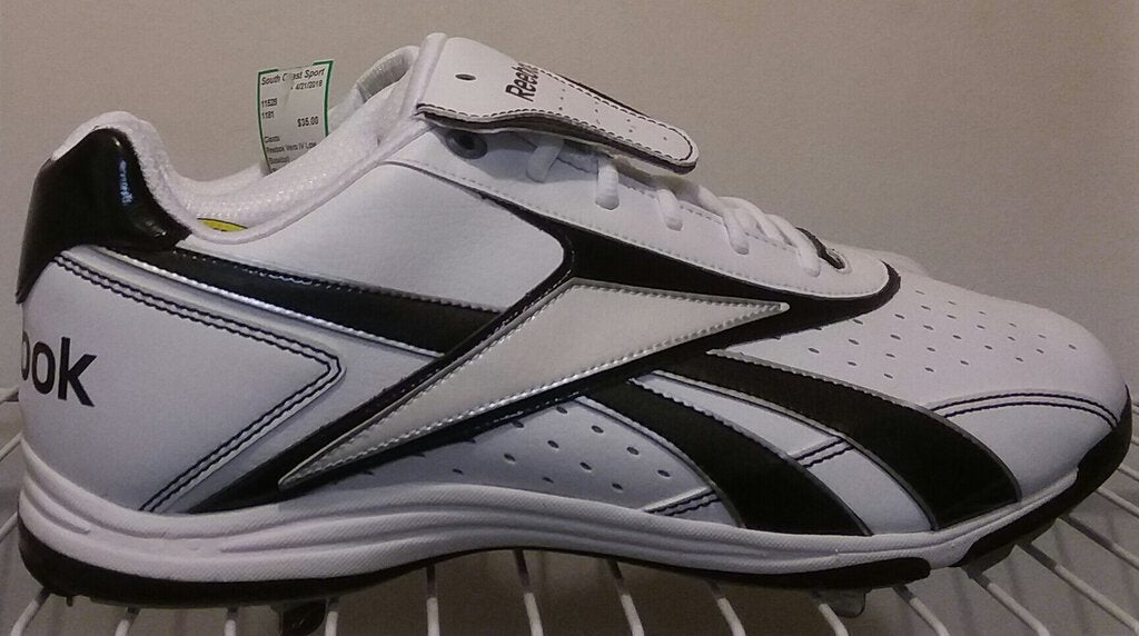 New in Box Reebok Baseball Cleats!