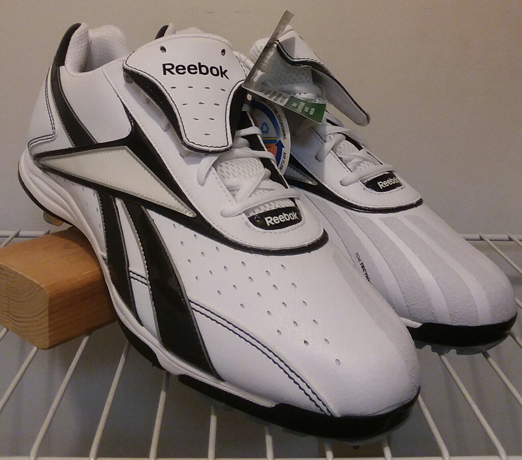 New in Box Reebok Baseball Cleats!