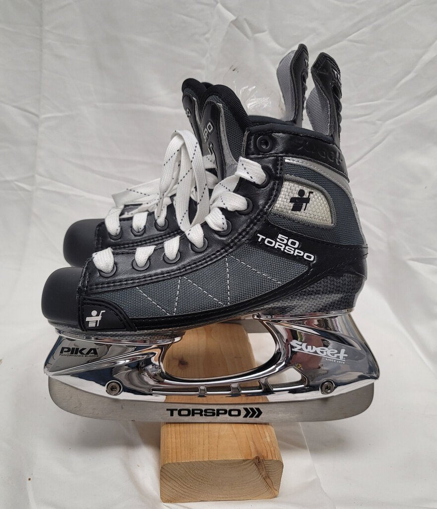 Torspo Sweet 50 hockey skates- size 3.5 runs true to shoe size