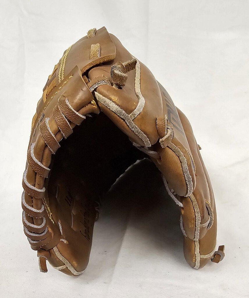 Spalding Stadium Series Baseball Glove, Right Hand Throw, Size: 11in.