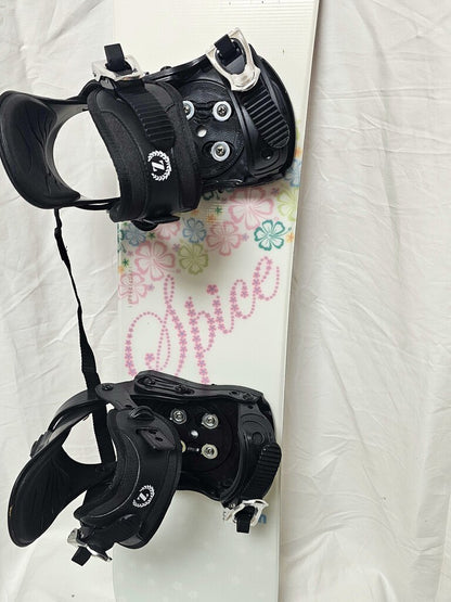 NEW! Spice Gleam Snowboard with Zuma Bindings, Size: 108cm