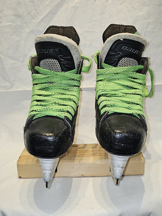Bauer Supreme 180 Hockey Skates, Size: 2.5