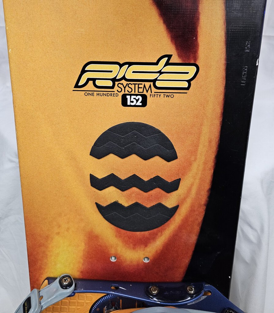 Ride System Snowboard with Ride bindings, Size: 152cm