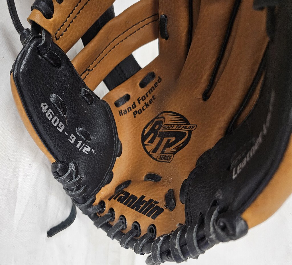 Franklin Ready To Play T-ball Glove, Right Hand Throw, Size: 9.5in.