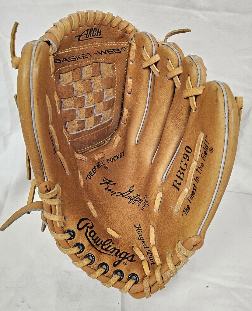 Rawlings RBG90 Ken Griffey Jr Baseball Glove, Right Hand Throw, Size: 11in