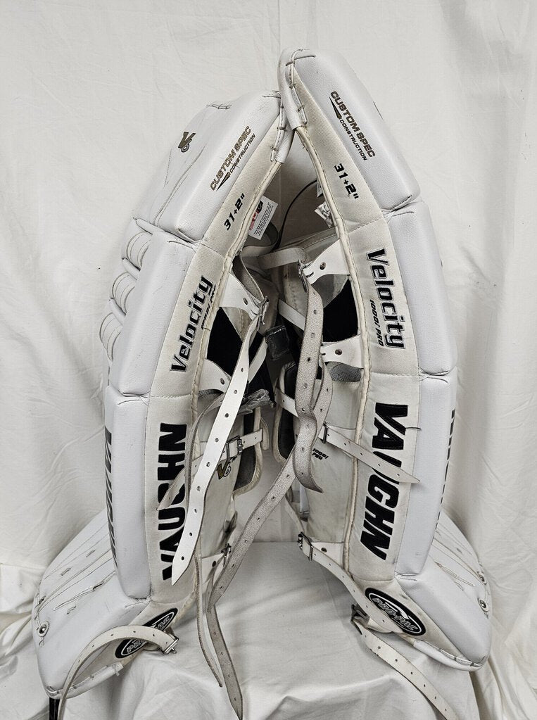 Vaughn Velocity V6 1000i Intermediate Goalie Leg Pads, Size: 31in.+ 2in.