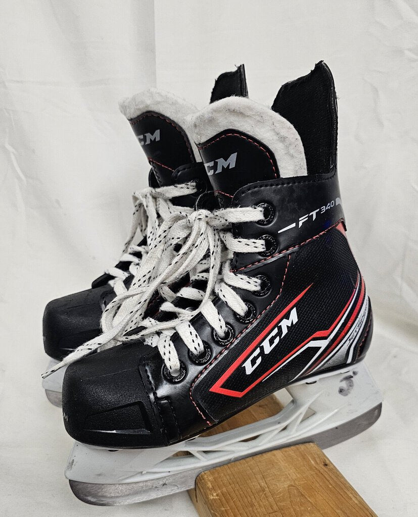 CCM Jetspeed FT340 Hockey Skates, Size: Y11