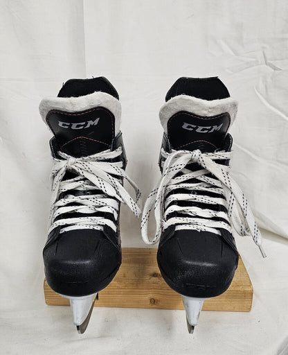 CCM Jetspeed FT340 Hockey Skates, Size: Y11