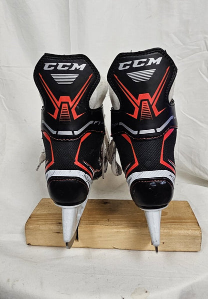 CCM Jetspeed FT340 Hockey Skates, Size: Y11