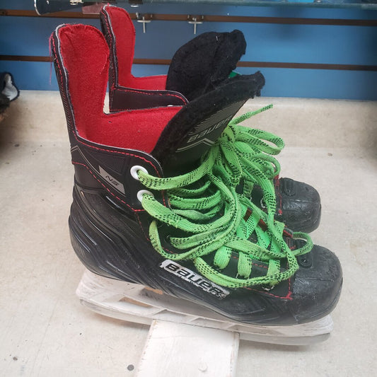 Bauer NS Hockey Skates, Hockey, Size: 2