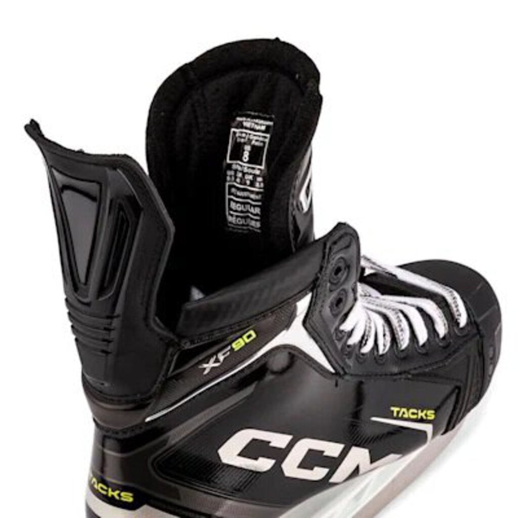 CCM Tacks XF90 Skate Senior