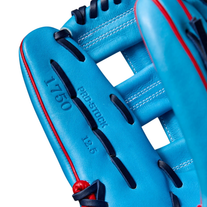 Fall 2024 A2000® 1750 12.5” Outfield Baseball Glove