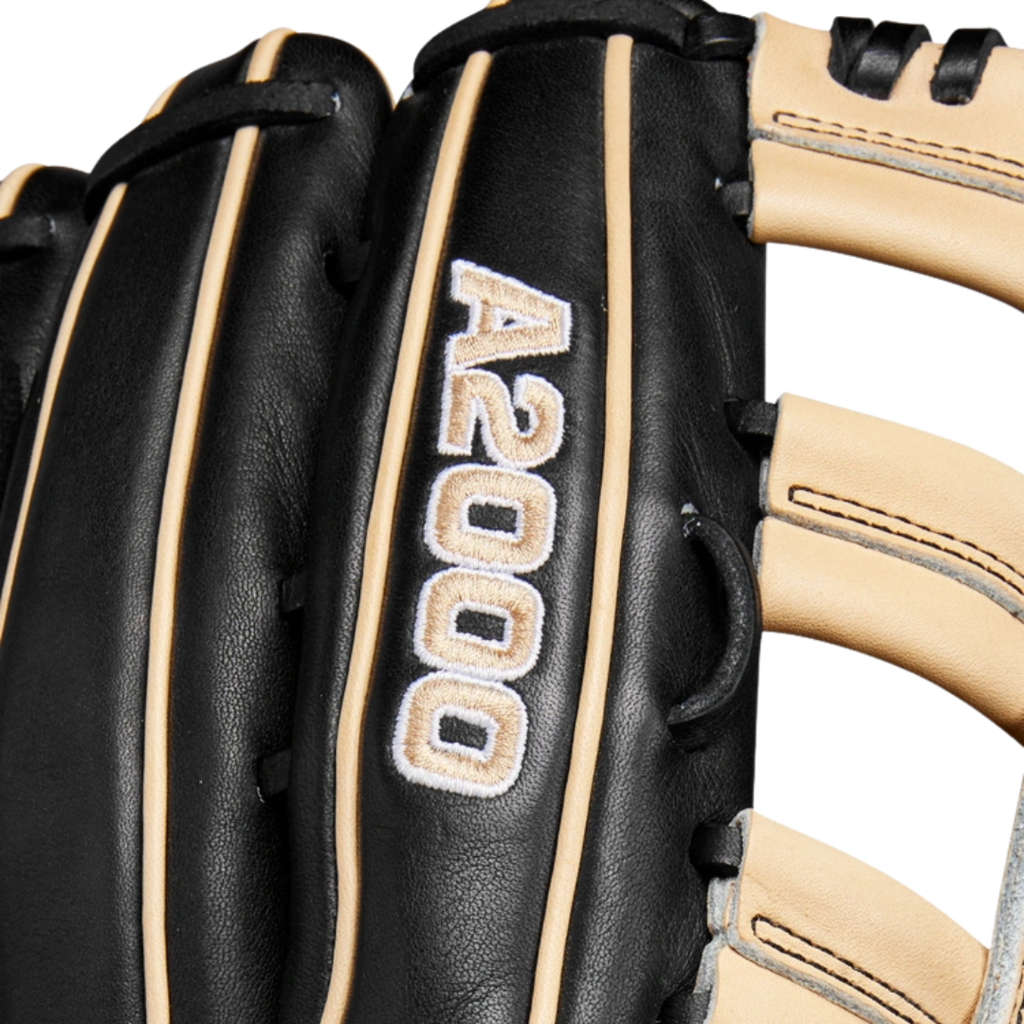WILSON Winter 2024 A2000® 1810 12.75” Outfield Baseball Glove