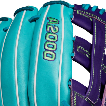 WILSON Winter 2024 A2000® DW5 12” Infield Baseball Glove