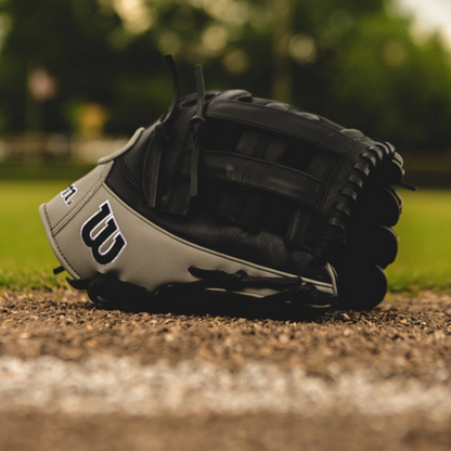 WILSON 2024-2025 A1000® 1750 12.5” Outfield Baseball Glove