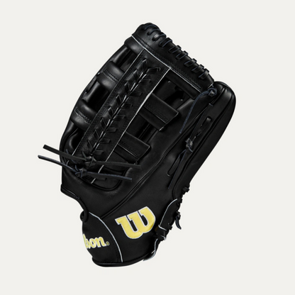 2024 Baseball Classics Series A2000 1810 12.75” Outfield Baseball Glove
