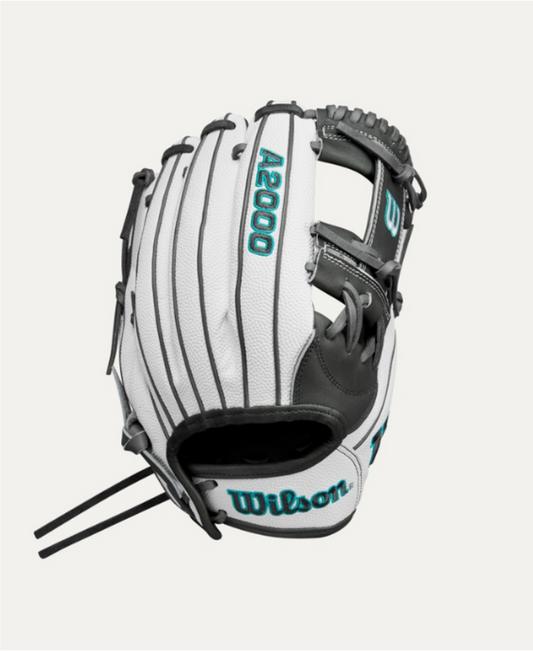 Wilson® 2024 Fastpitch Classics Series A2000 H75SS 11.75” Infield Fastpitch Softball Glove