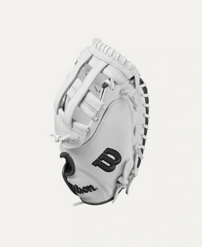 Wilson® 2024-2025 A1000® CM33 33” Fastpitch Softball Catcher’s Mitt