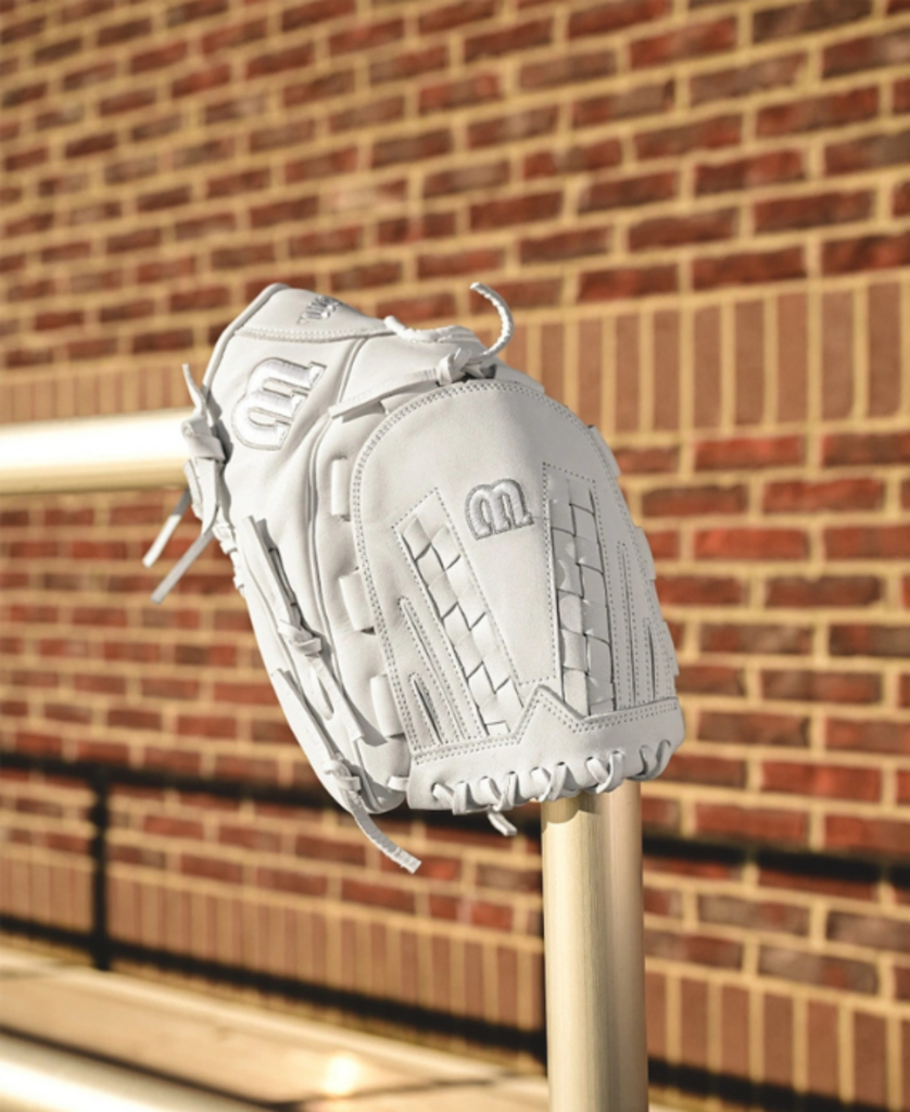 Wilson® 2024-2025 A1000® V125 12.5” Outfield Fastpitch Softball Glove