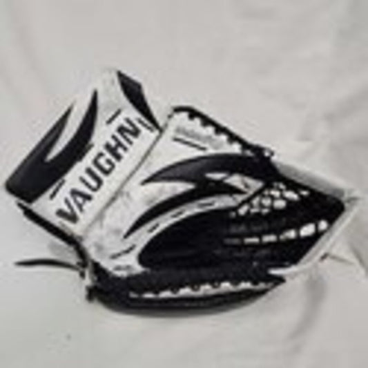 Vaughn 7300 Velocity 3 Goalie Catch Glove - Intermediate